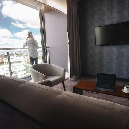 Urban Suites Apart Hotel Santa Cruz de La Sierra Εξωτερικό φωτογραφία