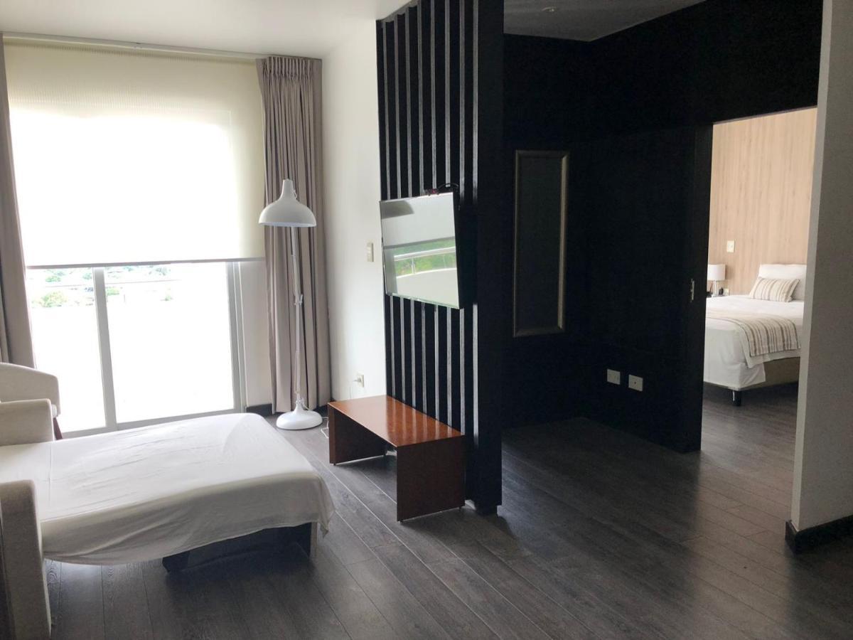Urban Suites Apart Hotel Santa Cruz de La Sierra Εξωτερικό φωτογραφία