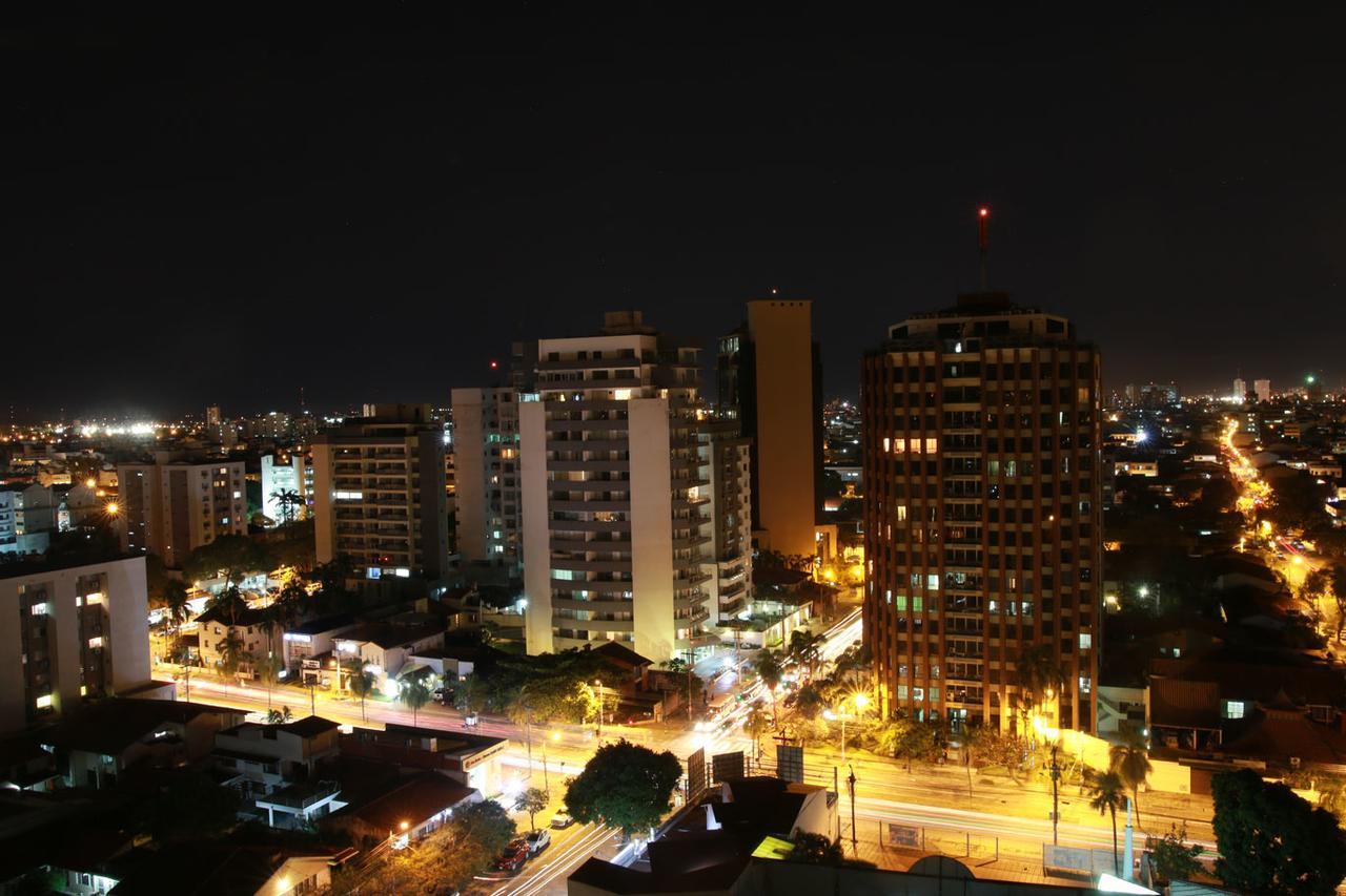 Urban Suites Apart Hotel Santa Cruz de La Sierra Εξωτερικό φωτογραφία