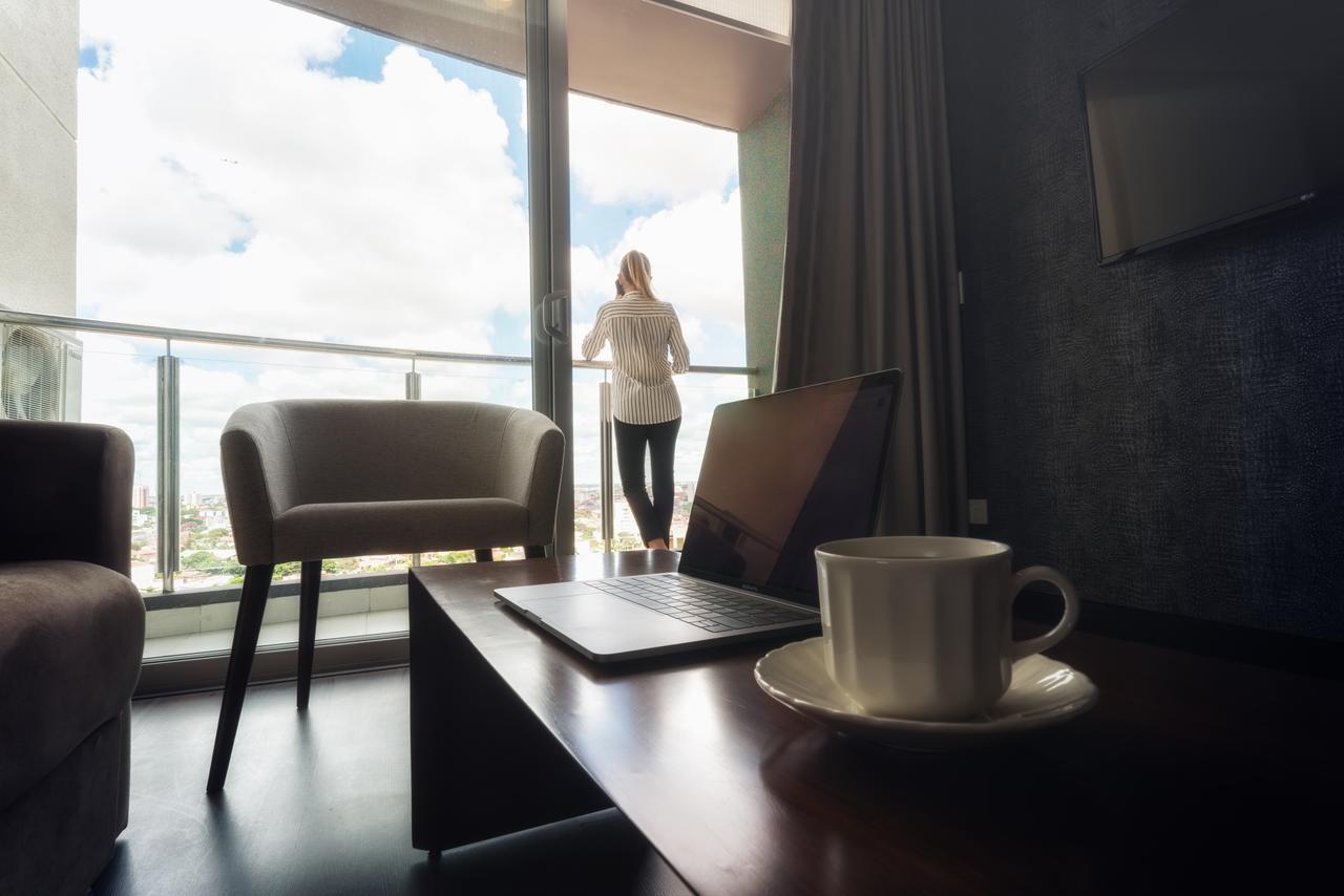 Urban Suites Apart Hotel Santa Cruz de La Sierra Εξωτερικό φωτογραφία